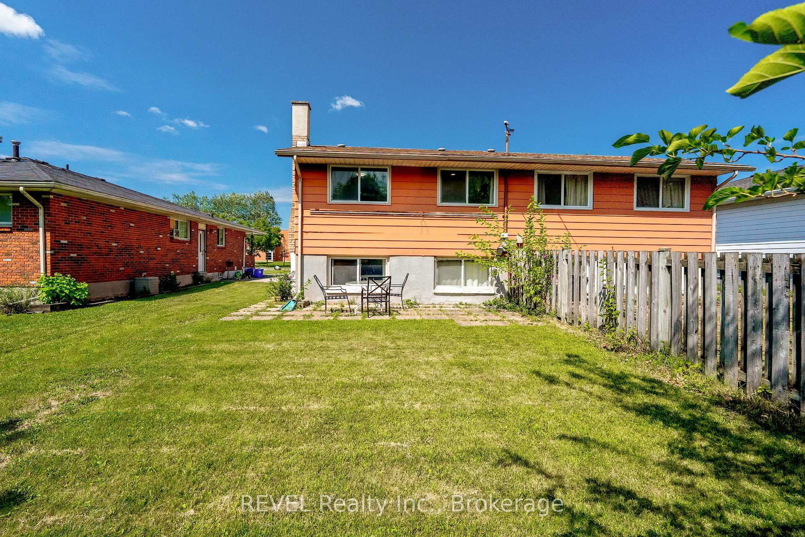 552 First Avenue • Welland, ON photo 23