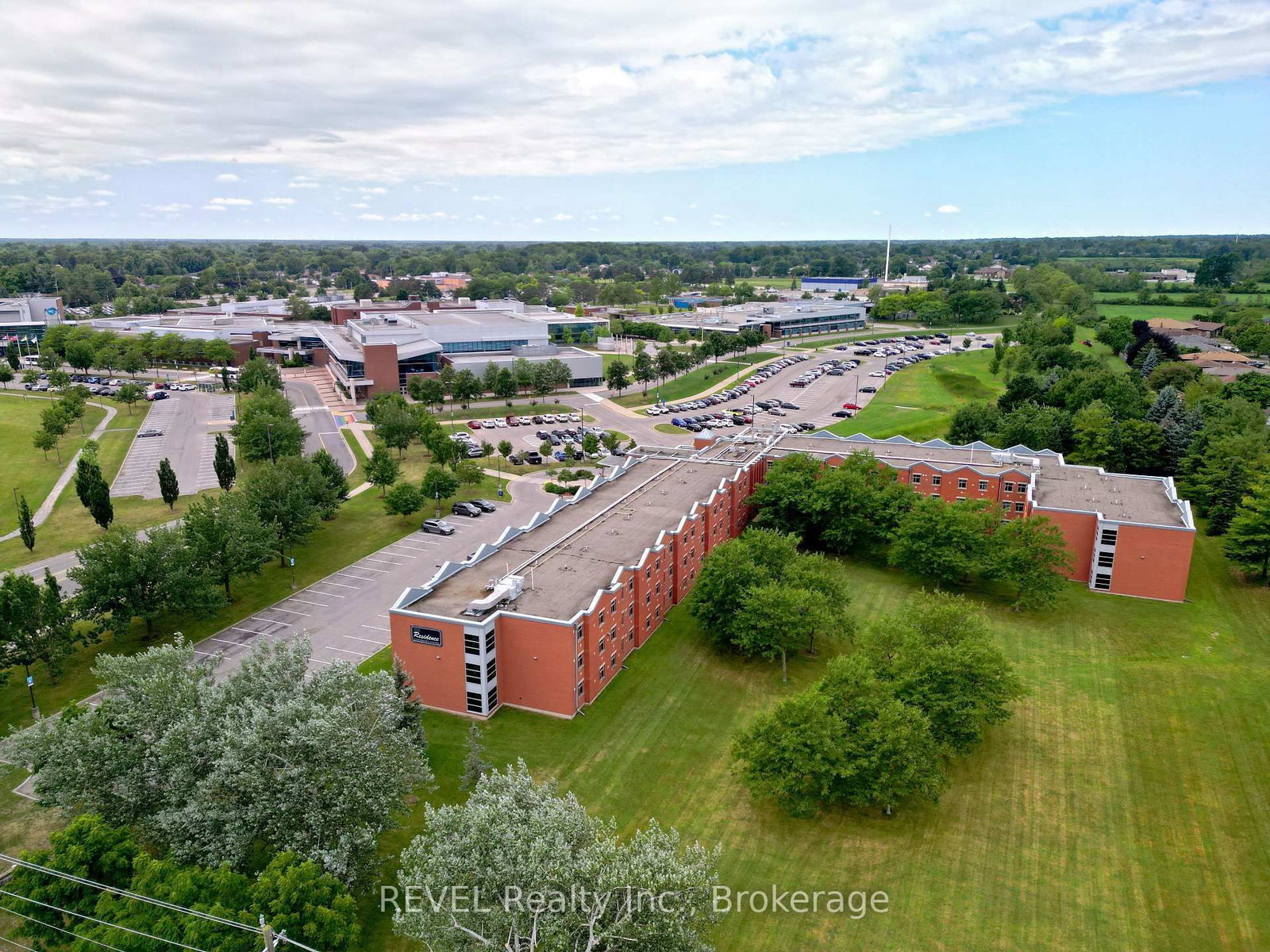 552 First Avenue • Welland, ON photo 25