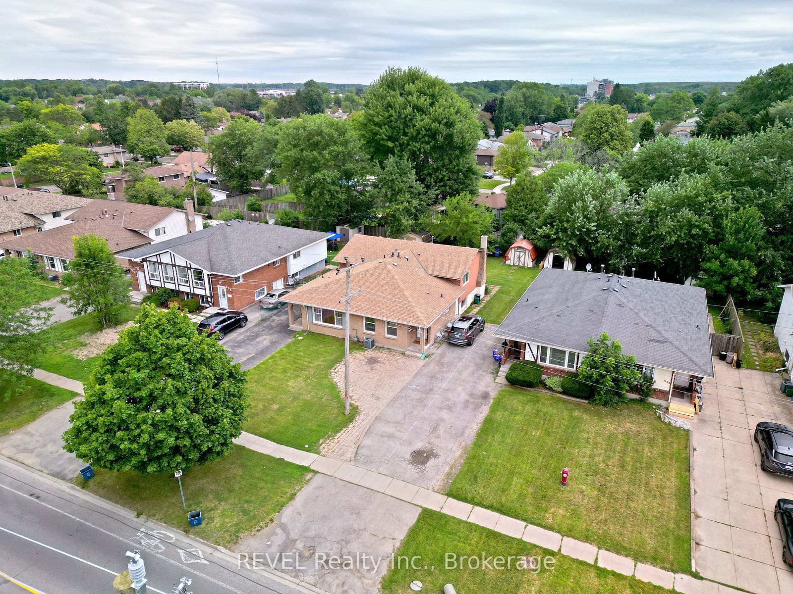 552 First Avenue • Welland, ON photo 26
