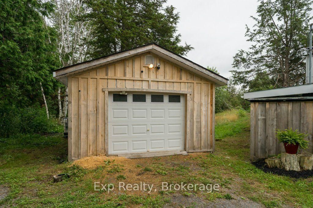 2822 Shannon Road • Shannonville, ON photo 12