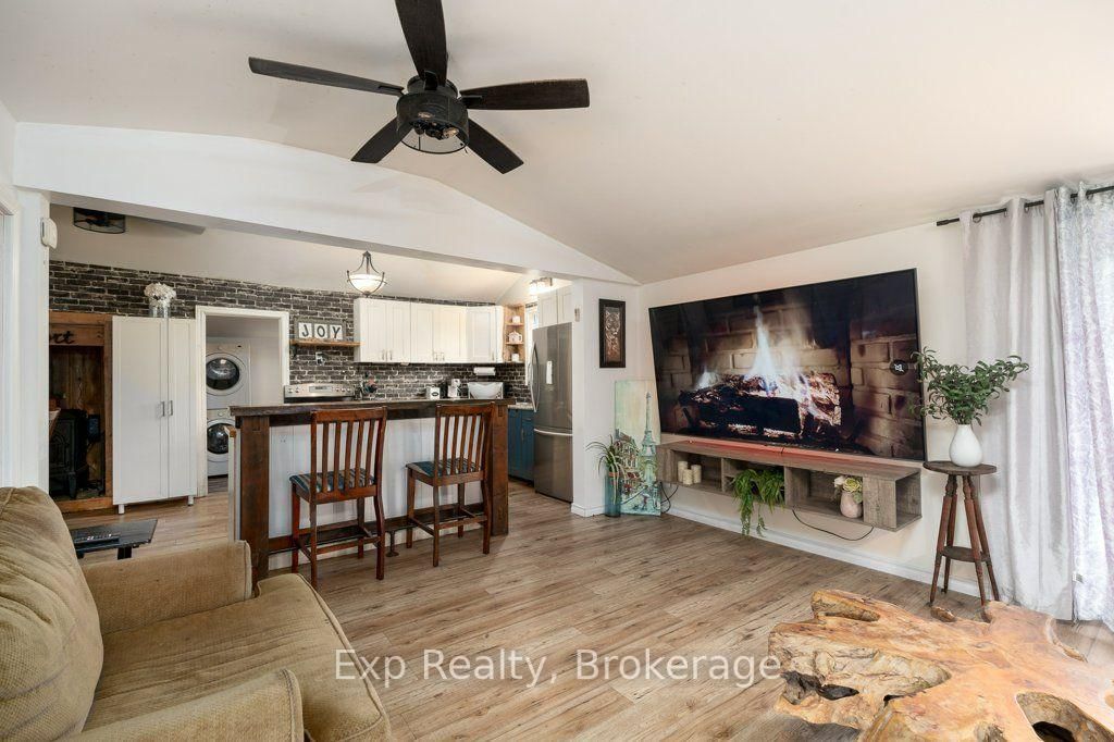 2822 Shannon Road • Shannonville, ON photo 15