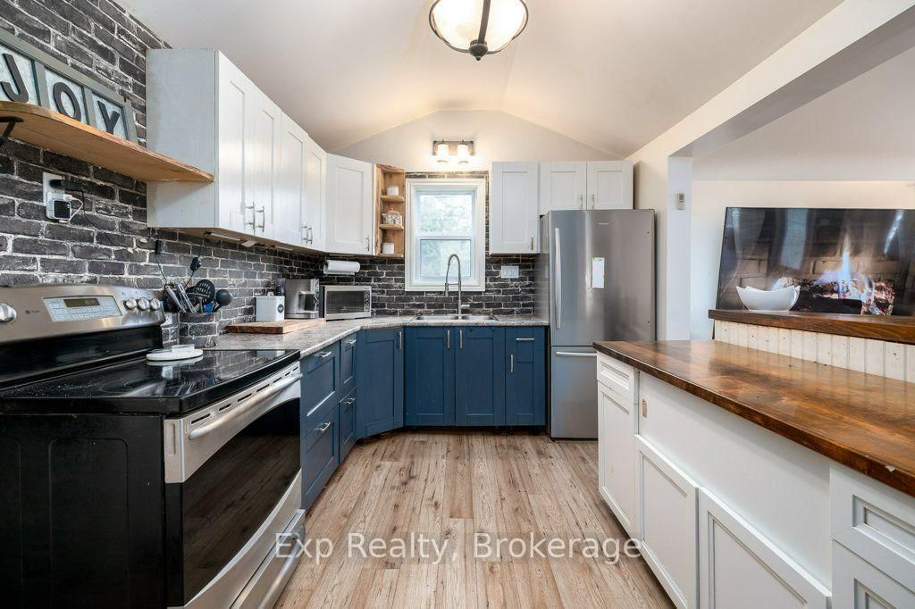2822 Shannon Road • Shannonville, ON photo 16