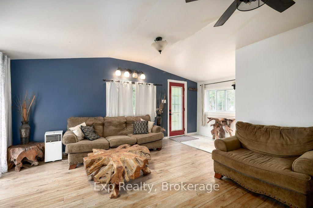 2822 Shannon Road • Shannonville, ON photo 17