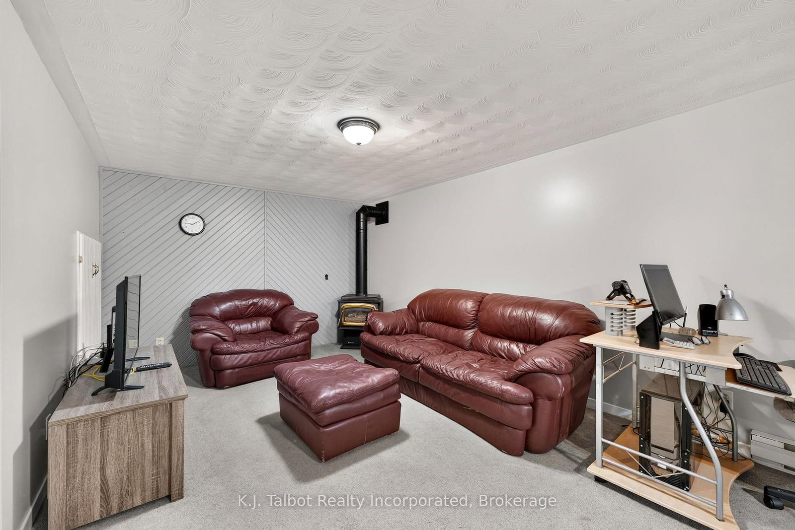 85 Picton Street W • Goderich, ON photo 21