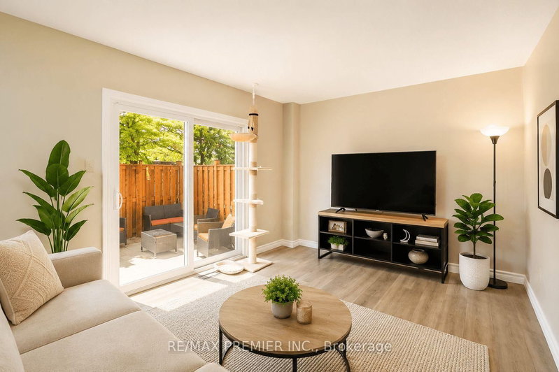10 - 476 Kingscourt Drive