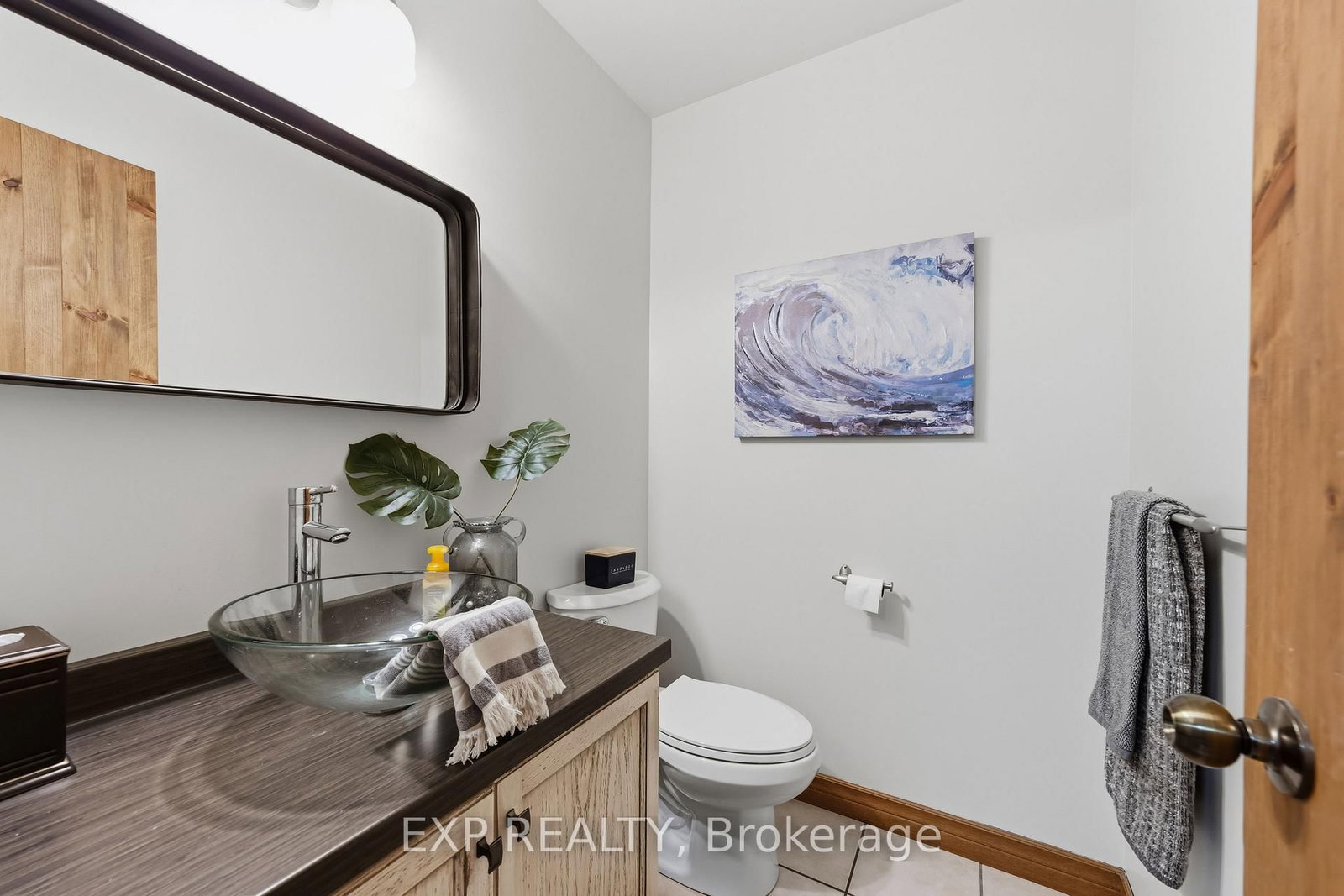 57 Valleyview Crescent • Thames Centre, ON photo 17