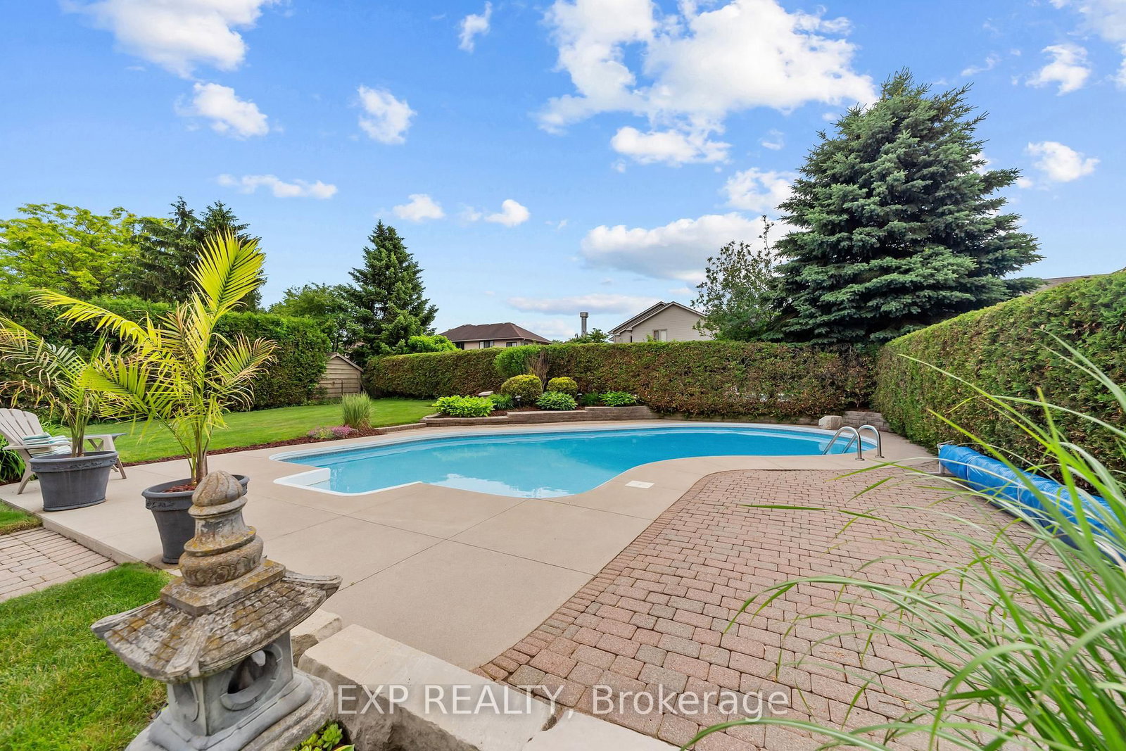 57 Valleyview Crescent • Thames Centre, ON photo 37