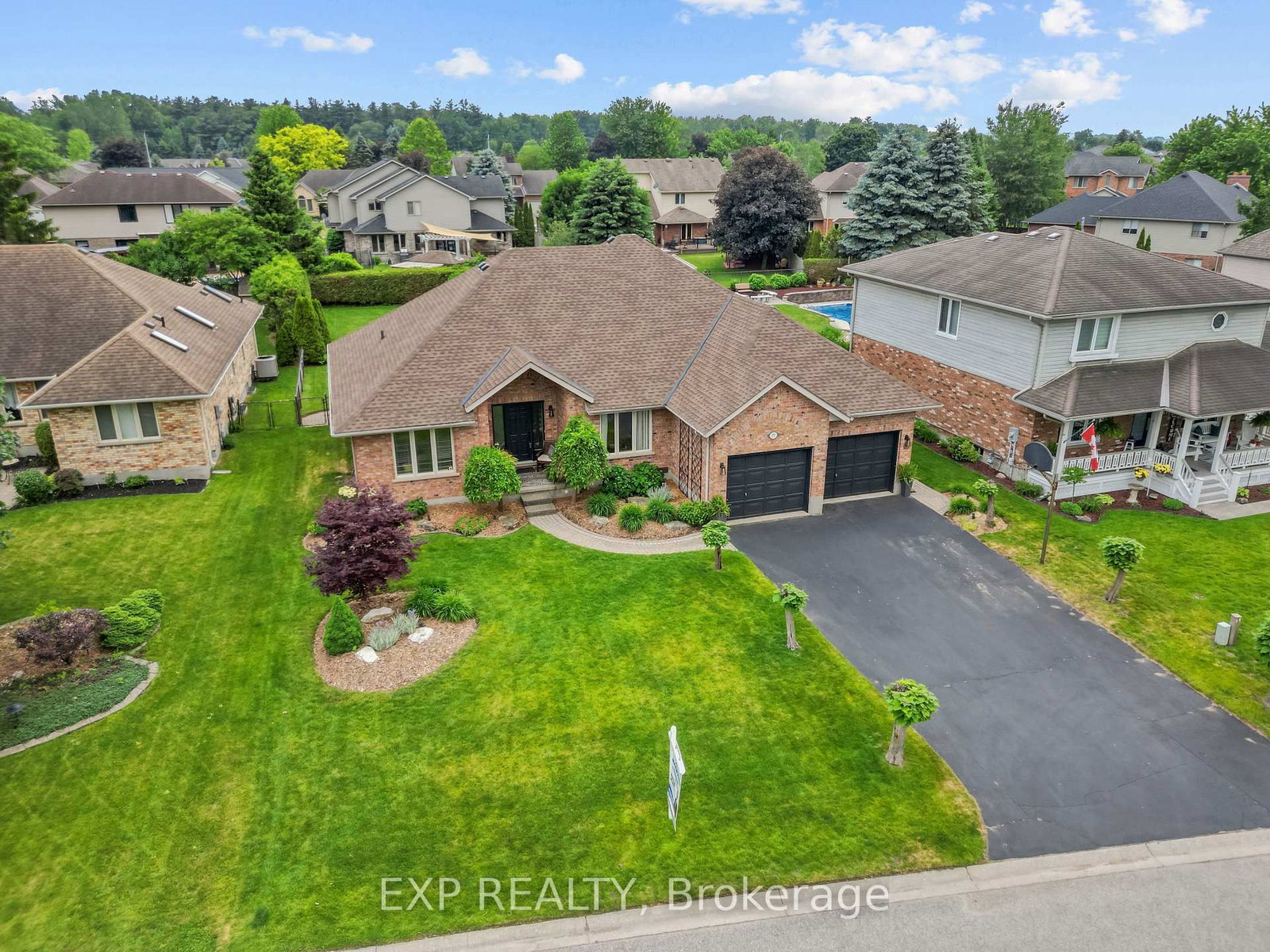 57 Valleyview Crescent • Thames Centre, ON photo 48