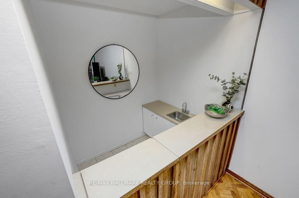 1950 Ludgate Crescent • Ottawa, ON photo 10