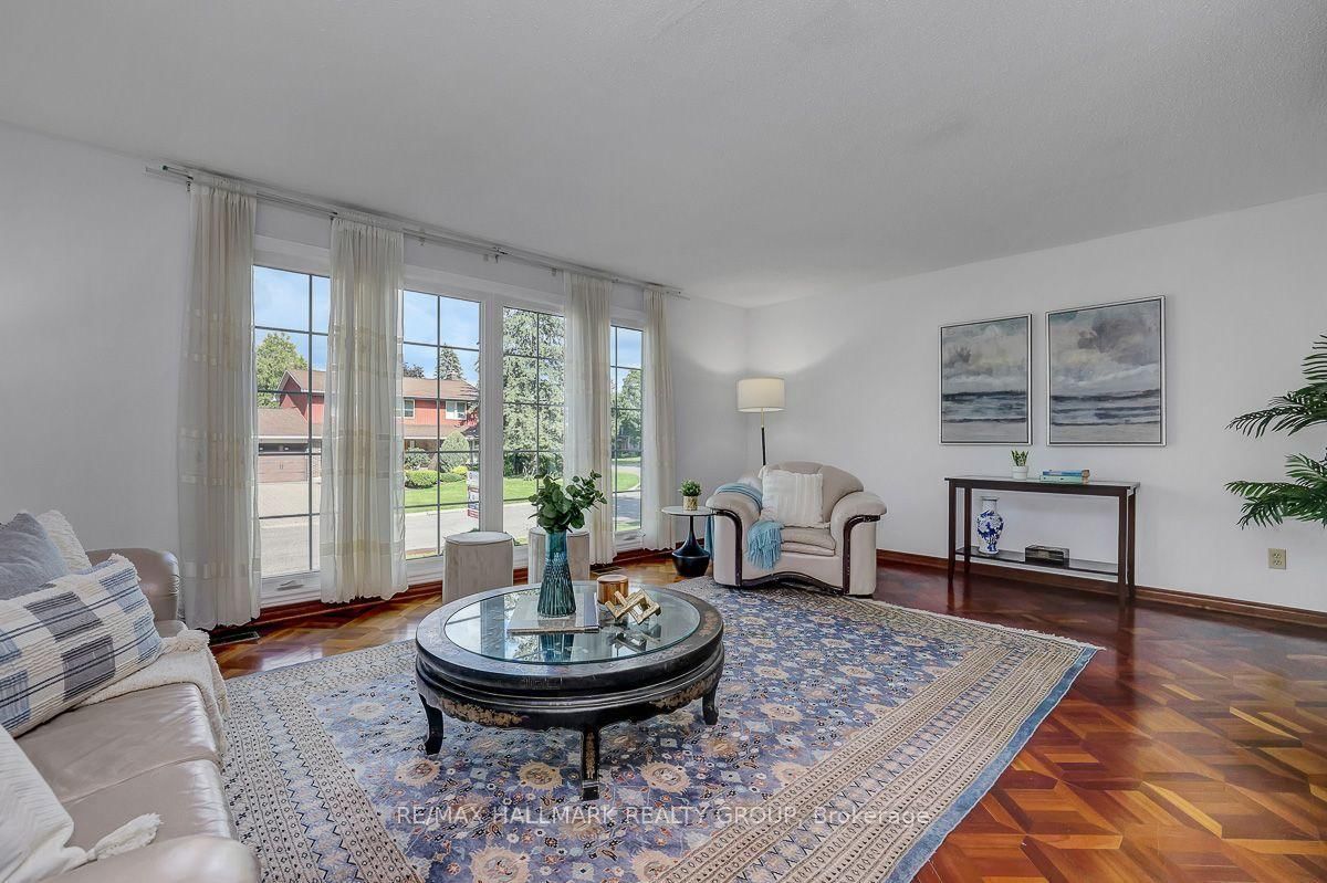 1950 Ludgate Crescent • Ottawa, ON photo 14