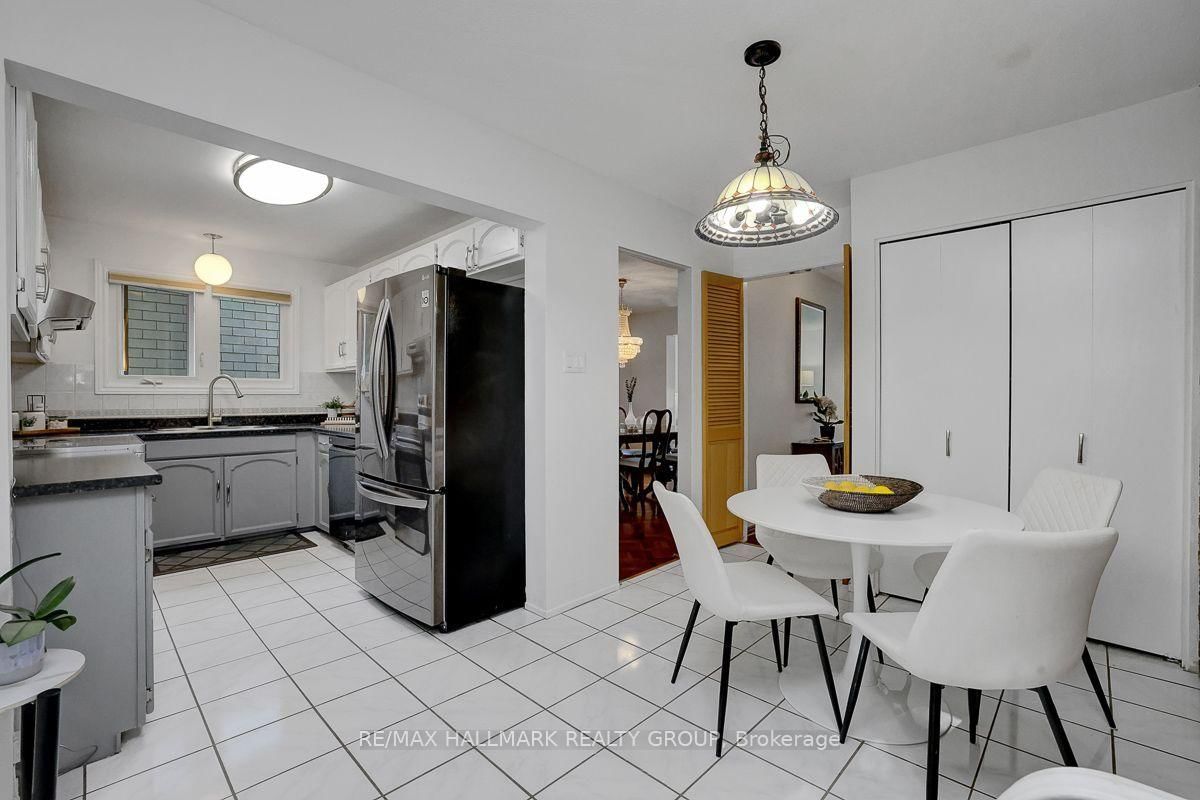 1950 Ludgate Crescent • Ottawa, ON photo 19