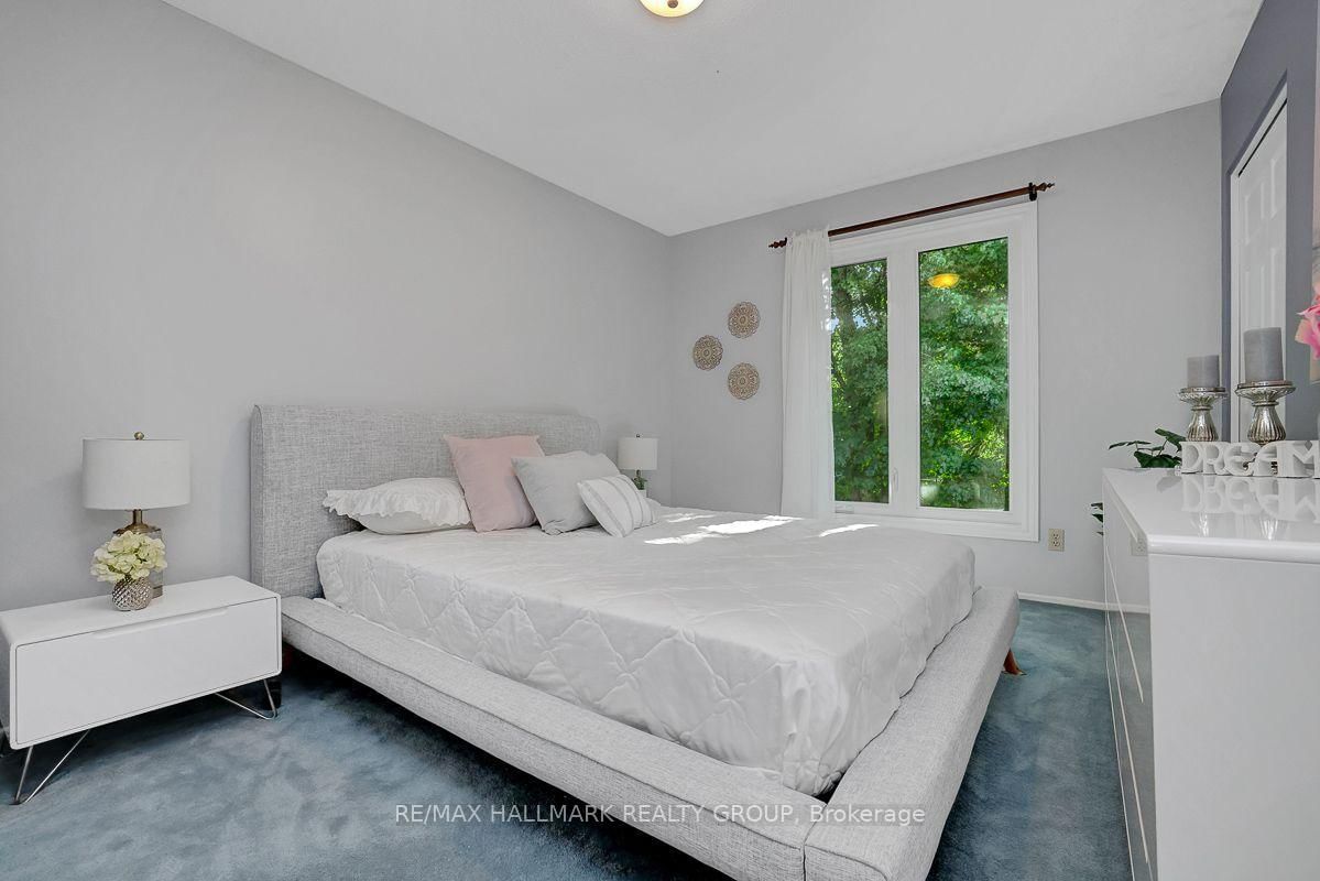 1950 Ludgate Crescent • Ottawa, ON photo 28