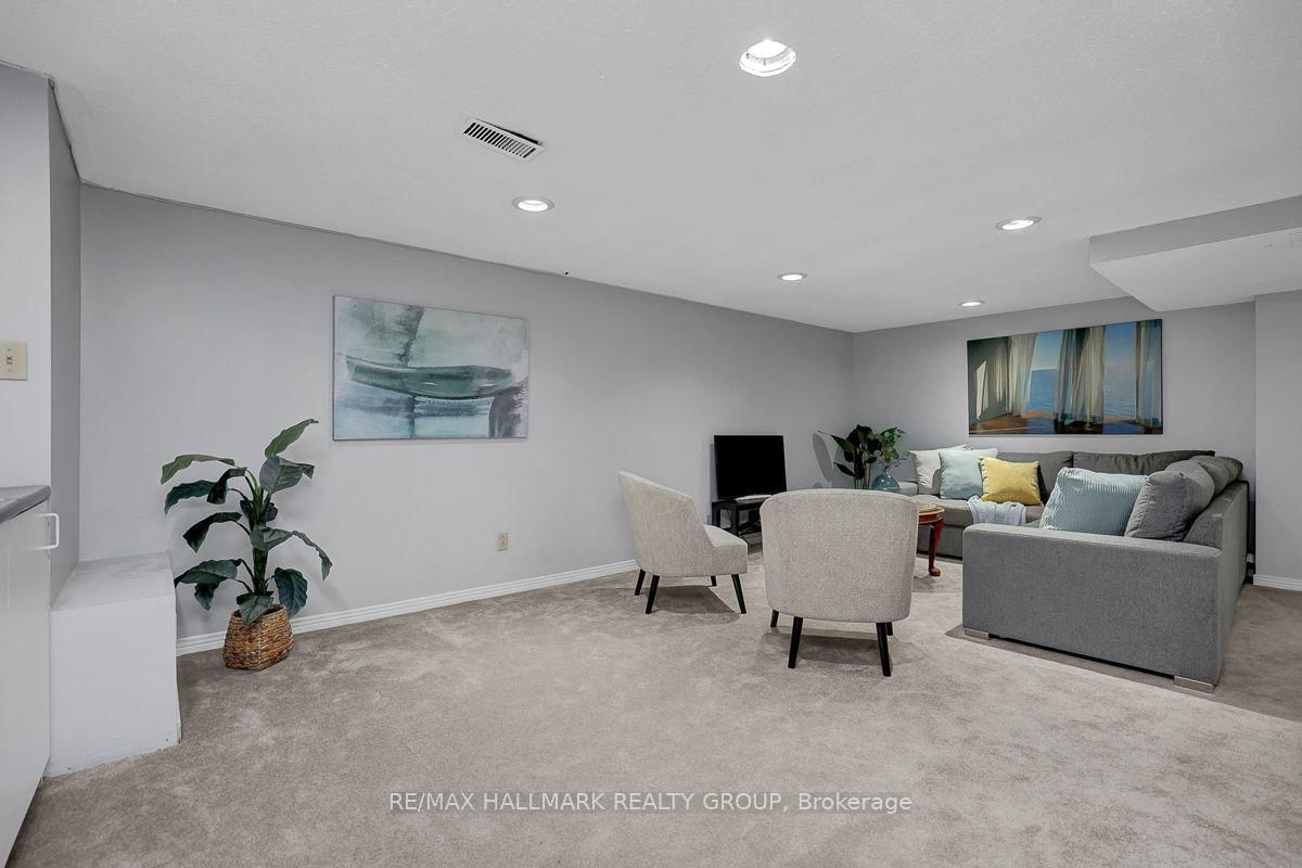 1950 Ludgate Crescent • Ottawa, ON photo 35