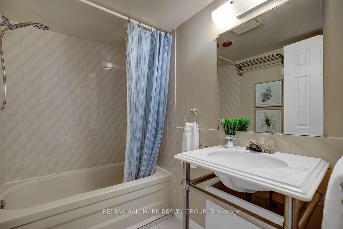 1950 Ludgate Crescent • Ottawa, ON photo 40