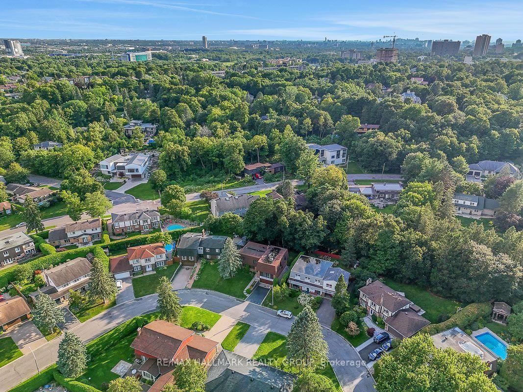 1950 Ludgate Crescent • Ottawa, ON photo 47