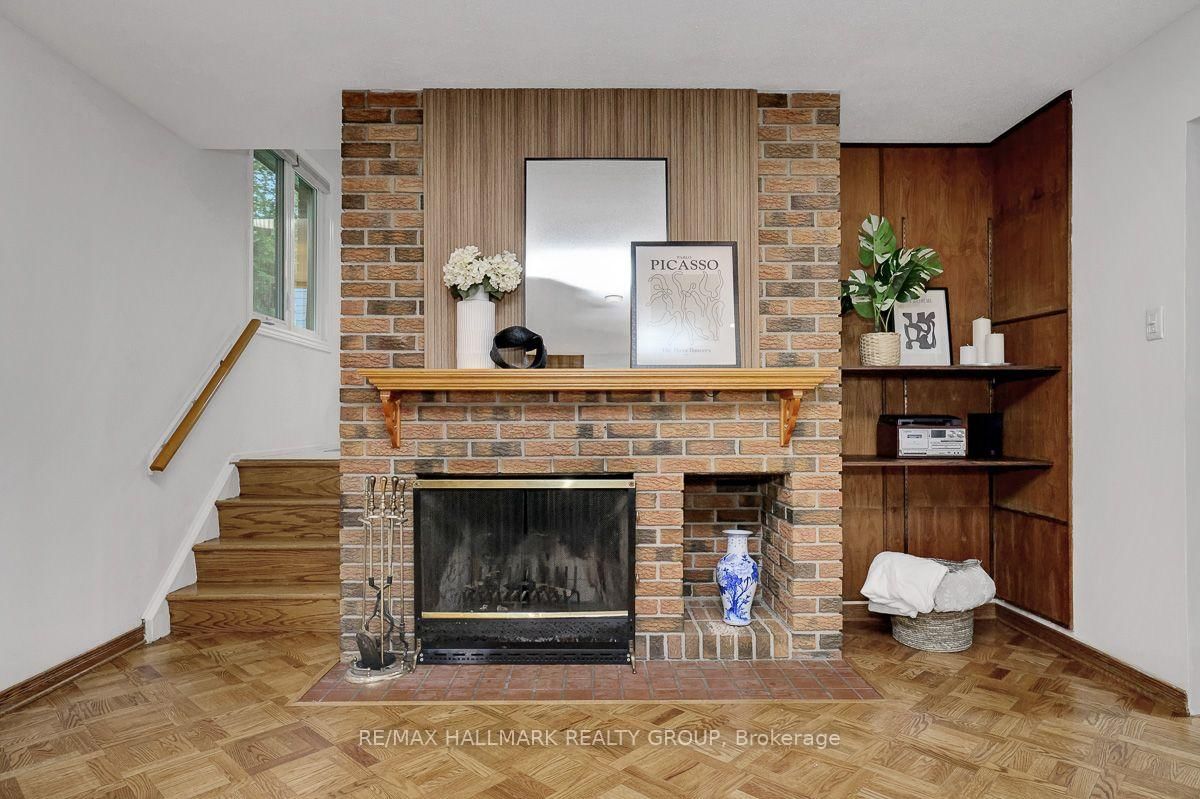 1950 Ludgate Crescent • Ottawa, ON photo 9