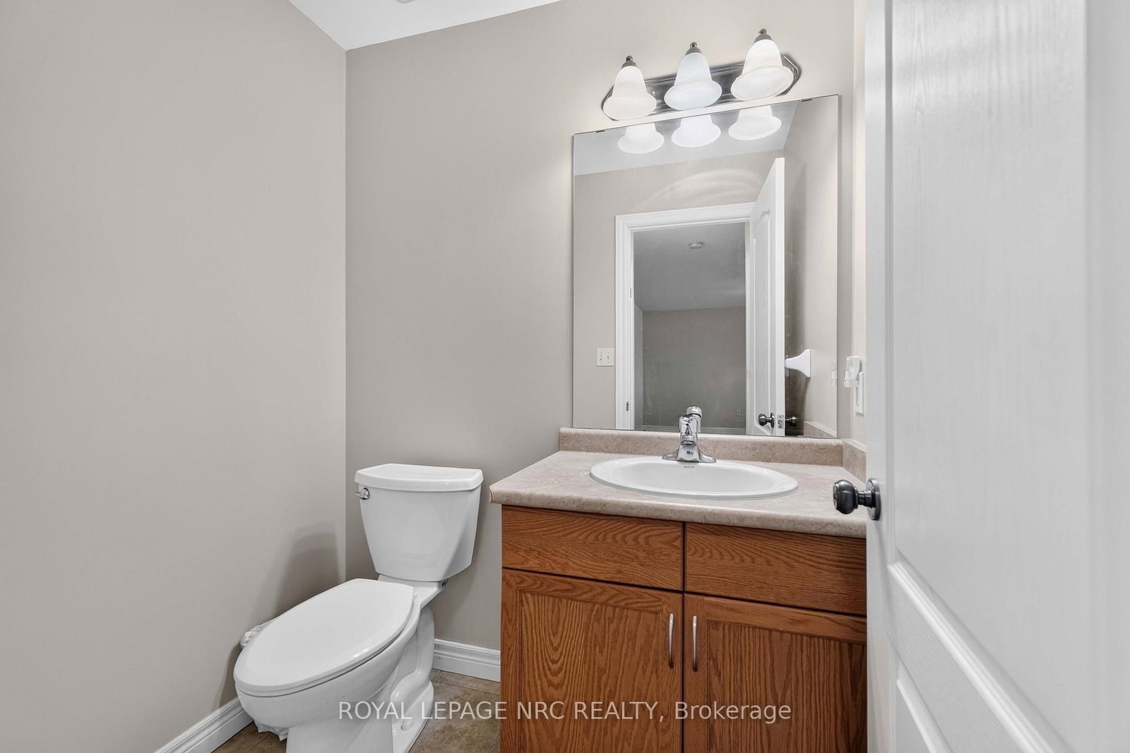 82 Maple Street • Port Colborne, ON photo 26