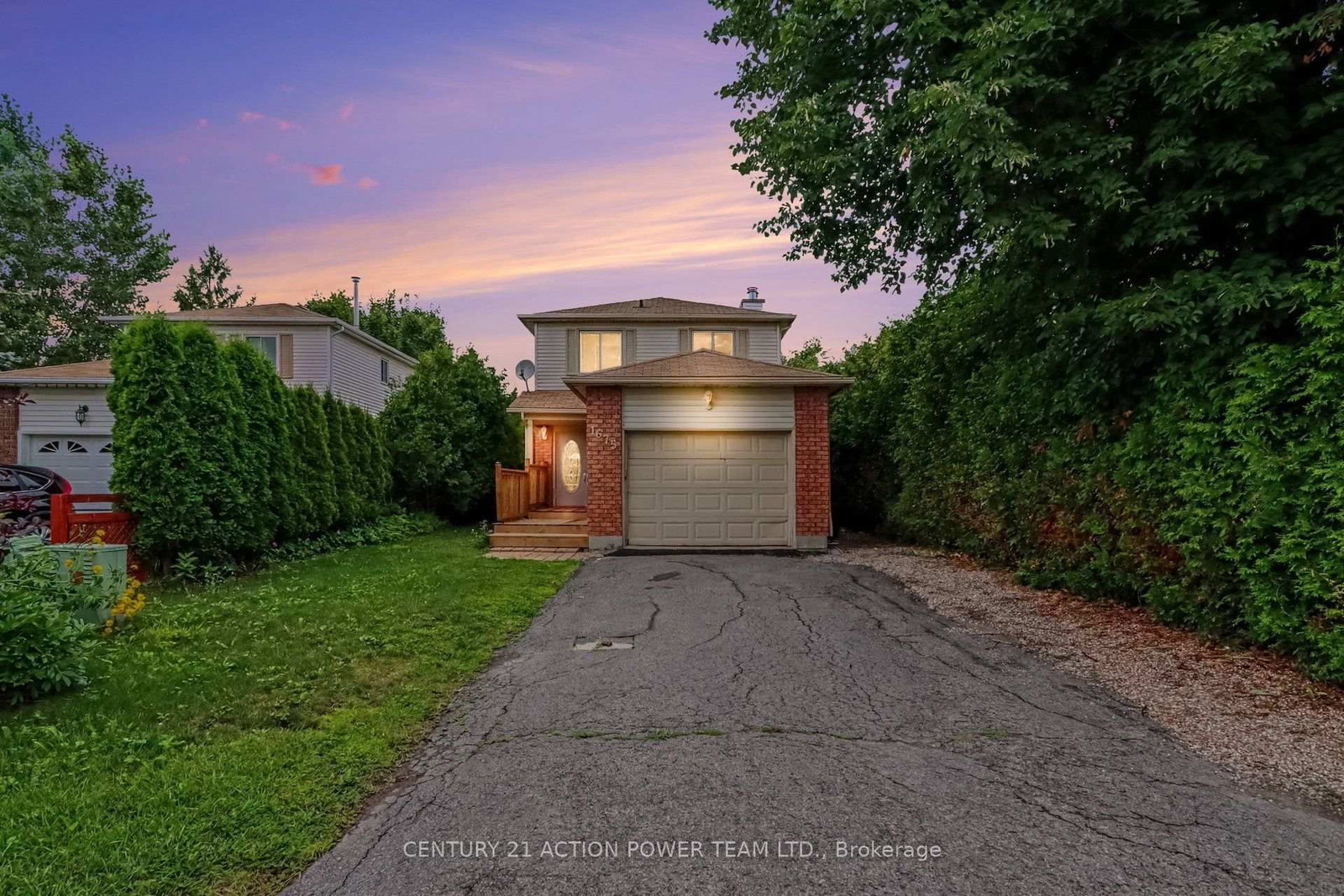 1675 Lacombe Drive • Orleans, ON photo 1