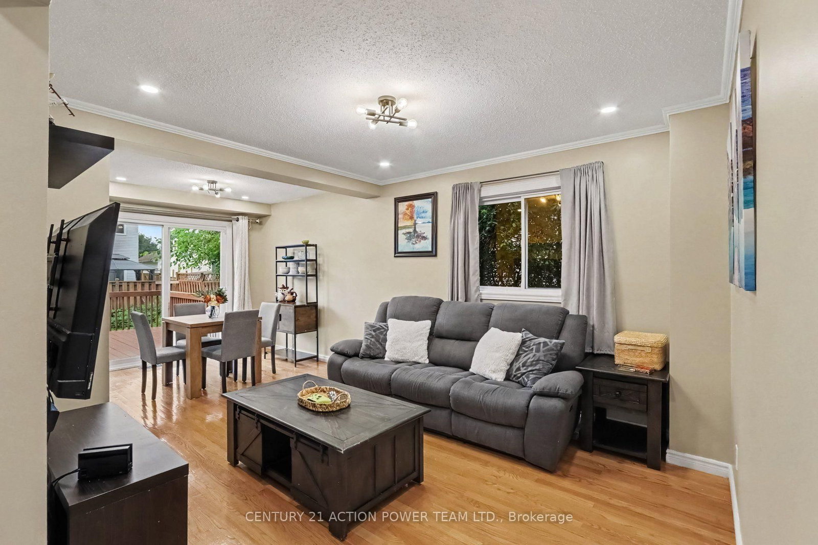 1675 Lacombe Drive • Orleans, ON photo 7