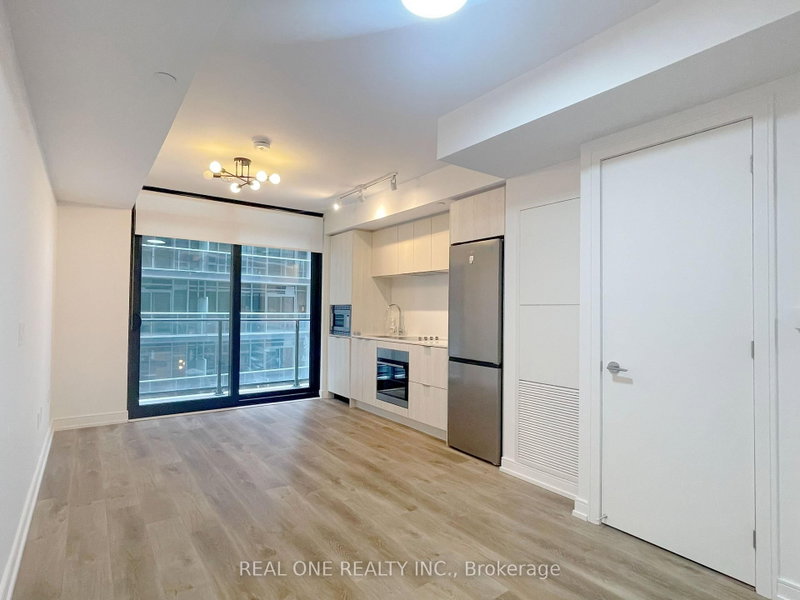 820 - 1 Jarvis Street