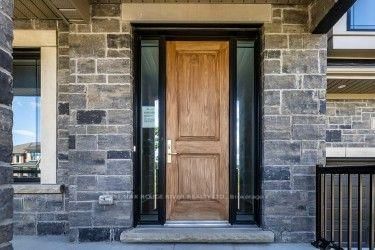 50 Holland Street • Port Hope, ON photo 4