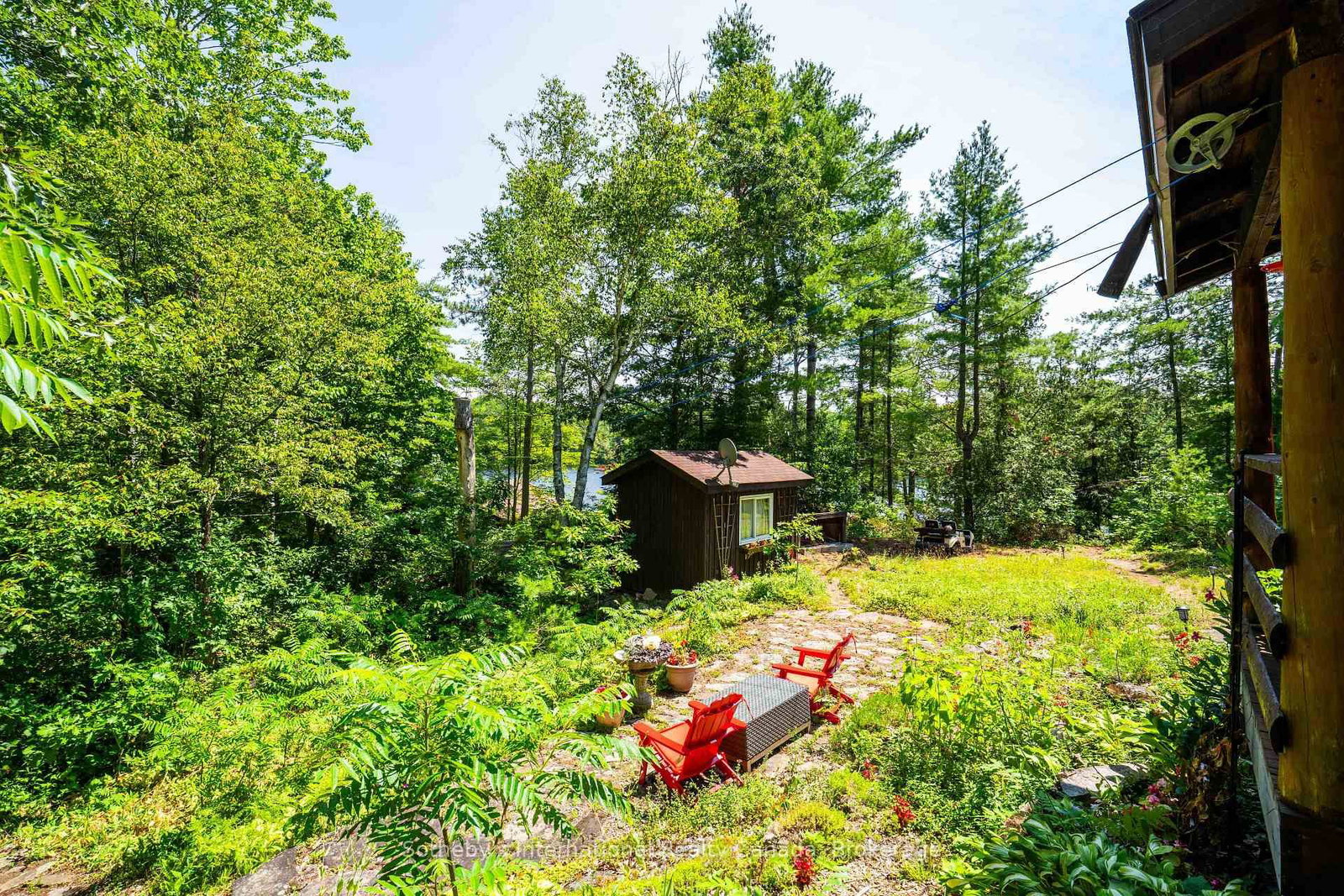 1 Island 29kl Kahshe Lake - Cooee Island • Gravenhurst, ON photo 15