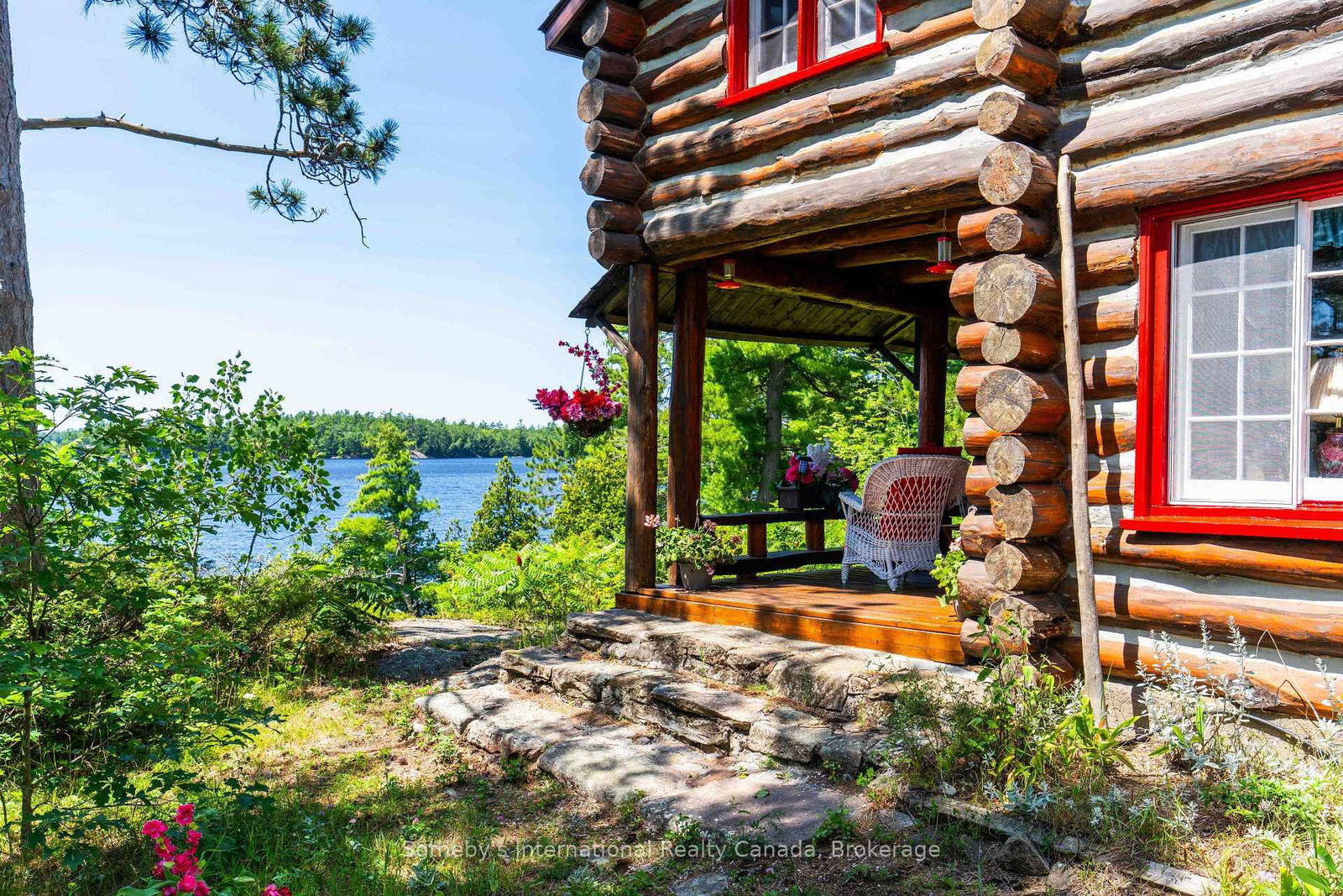1 Island 29kl Kahshe Lake - Cooee Island • Gravenhurst, ON photo 35