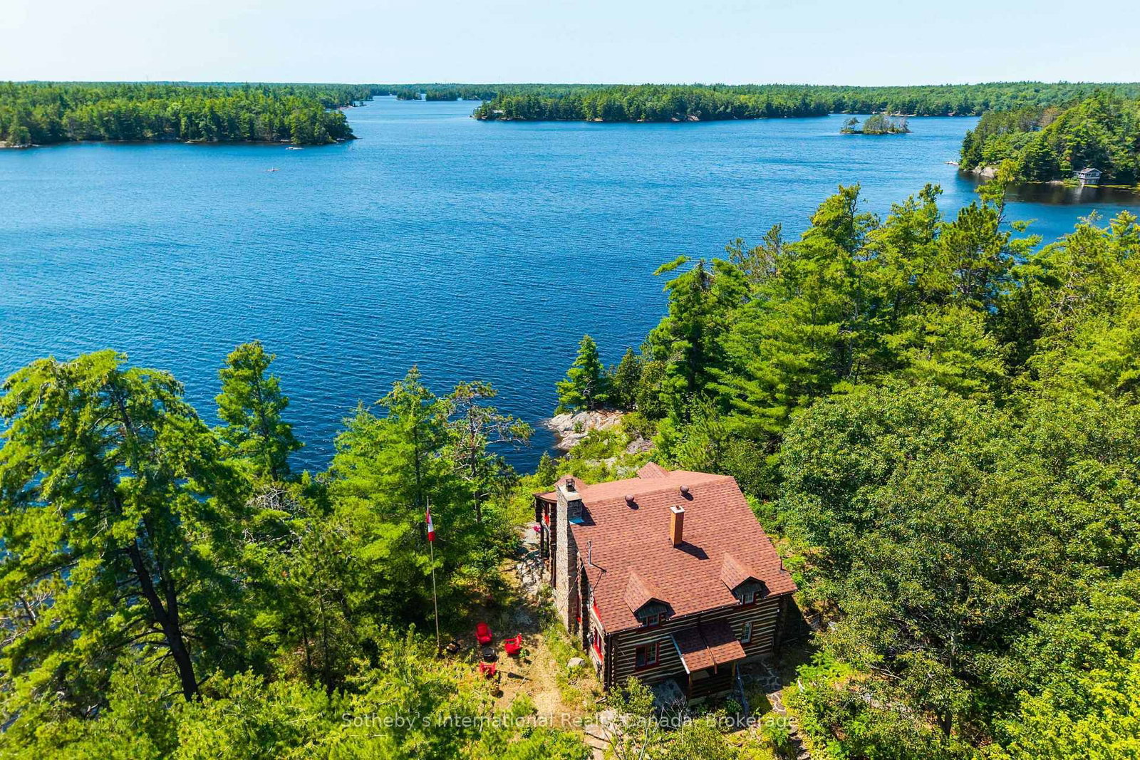 1 Island 29kl Kahshe Lake - Cooee Island • Gravenhurst, ON photo 4