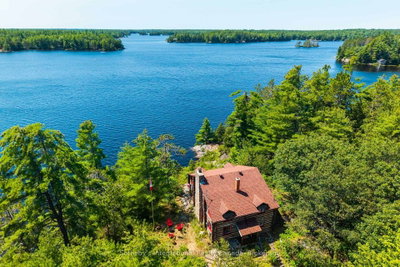 1 Island 29kl Kahshe Lake - Cooee Island • Gravenhurst, ON photo 4