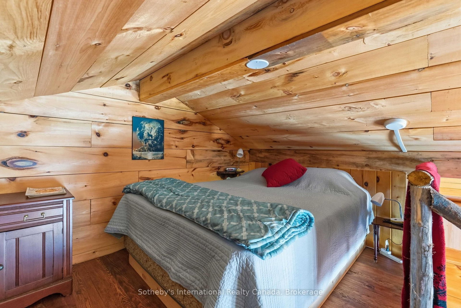 1 Island 29kl Kahshe Lake - Cooee Island • Gravenhurst, ON photo 41