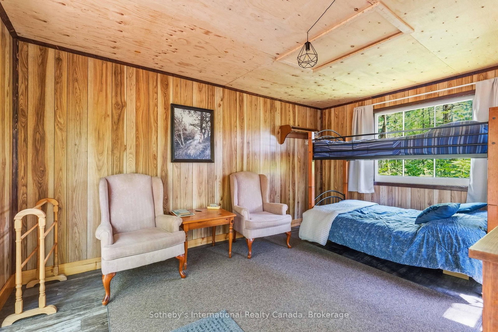 1 Island 29kl Kahshe Lake - Cooee Island • Gravenhurst, ON photo 45
