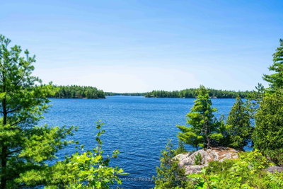 1 Island 29kl Kahshe Lake - Cooee Island • Gravenhurst, ON photo 5