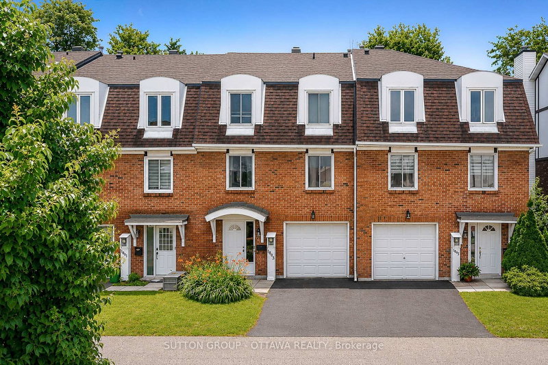 39 - 1803 Axminster Court
