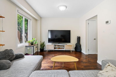 1803 Axminster Court • #39 • Ottawa, ON photo 8