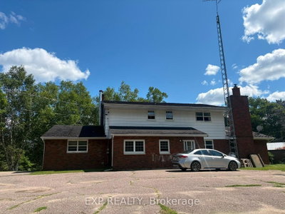 16 CIVIC Street • Killaloe, ON photo 5