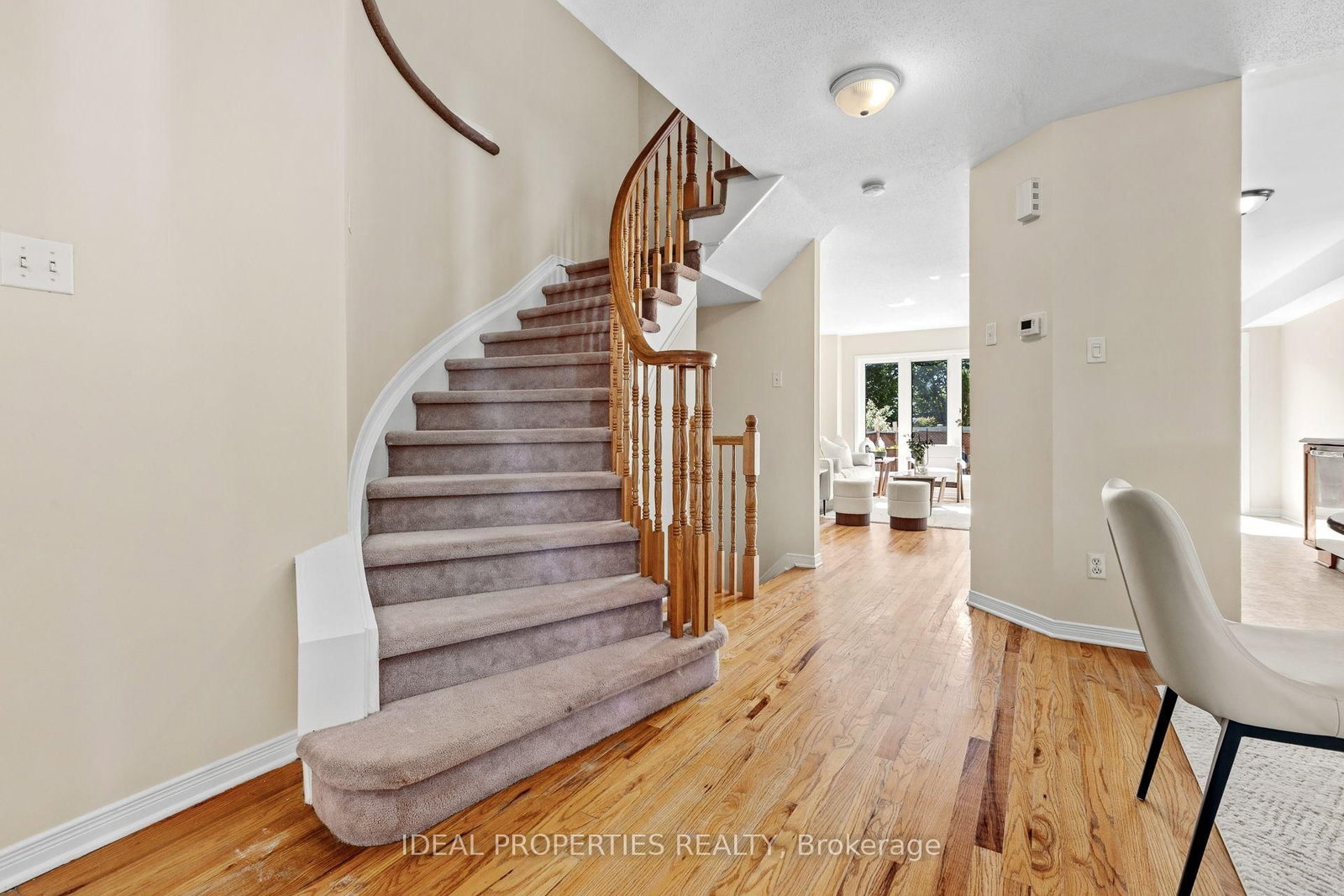 418 Beatrice Drive • Ottawa, ON photo 22