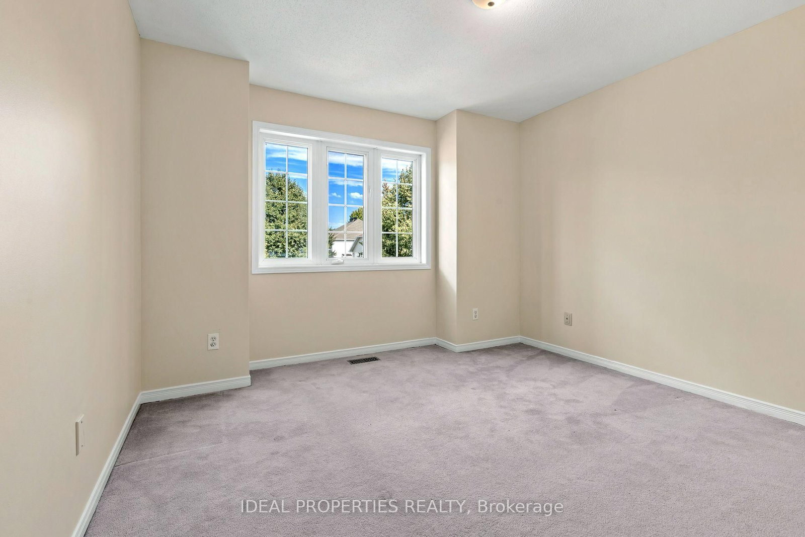 418 Beatrice Drive • Ottawa, ON photo 32