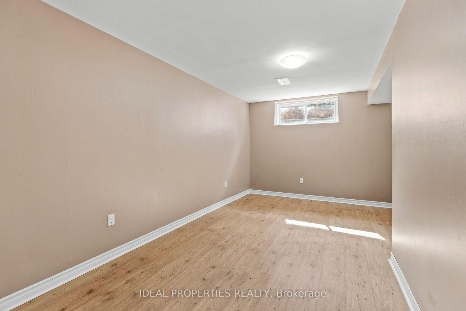 418 Beatrice Drive • Ottawa, ON photo 34