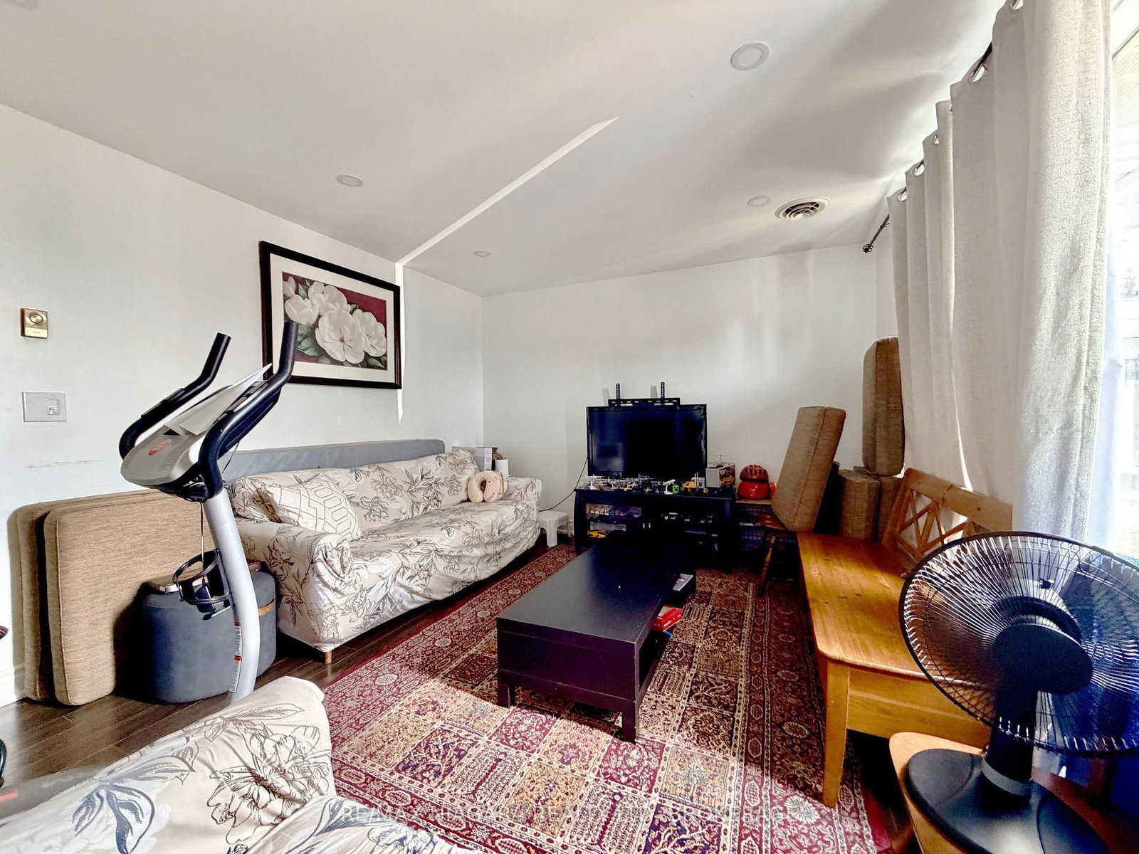UPPER - 6475 Taylor Street, Niagara Falls 3