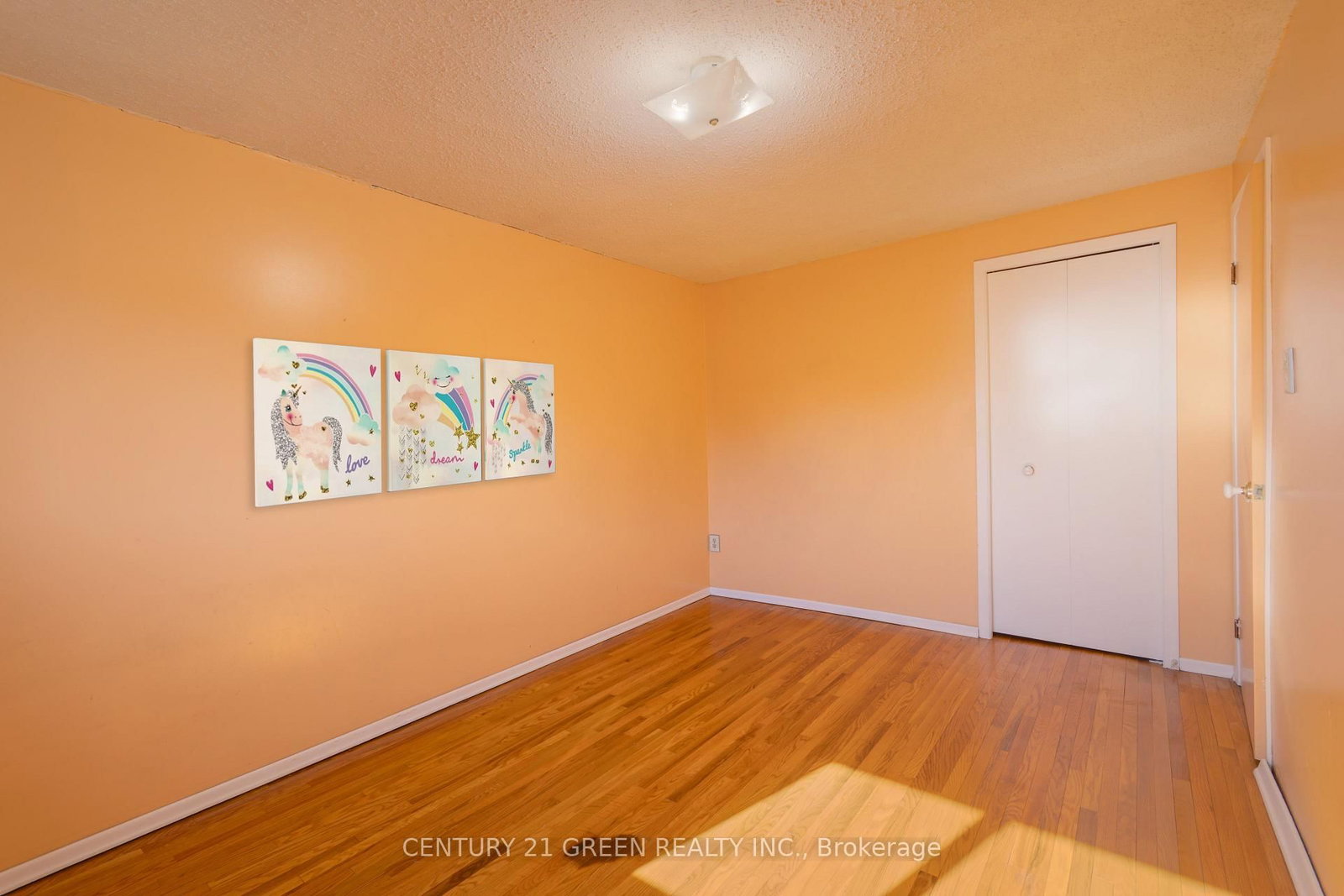 729 West 5th Street • Hamilton, ON photo 24