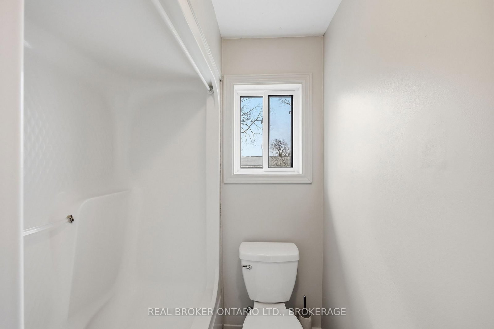 43-45 Railway Street • Lansdowne Village, ON photo 30