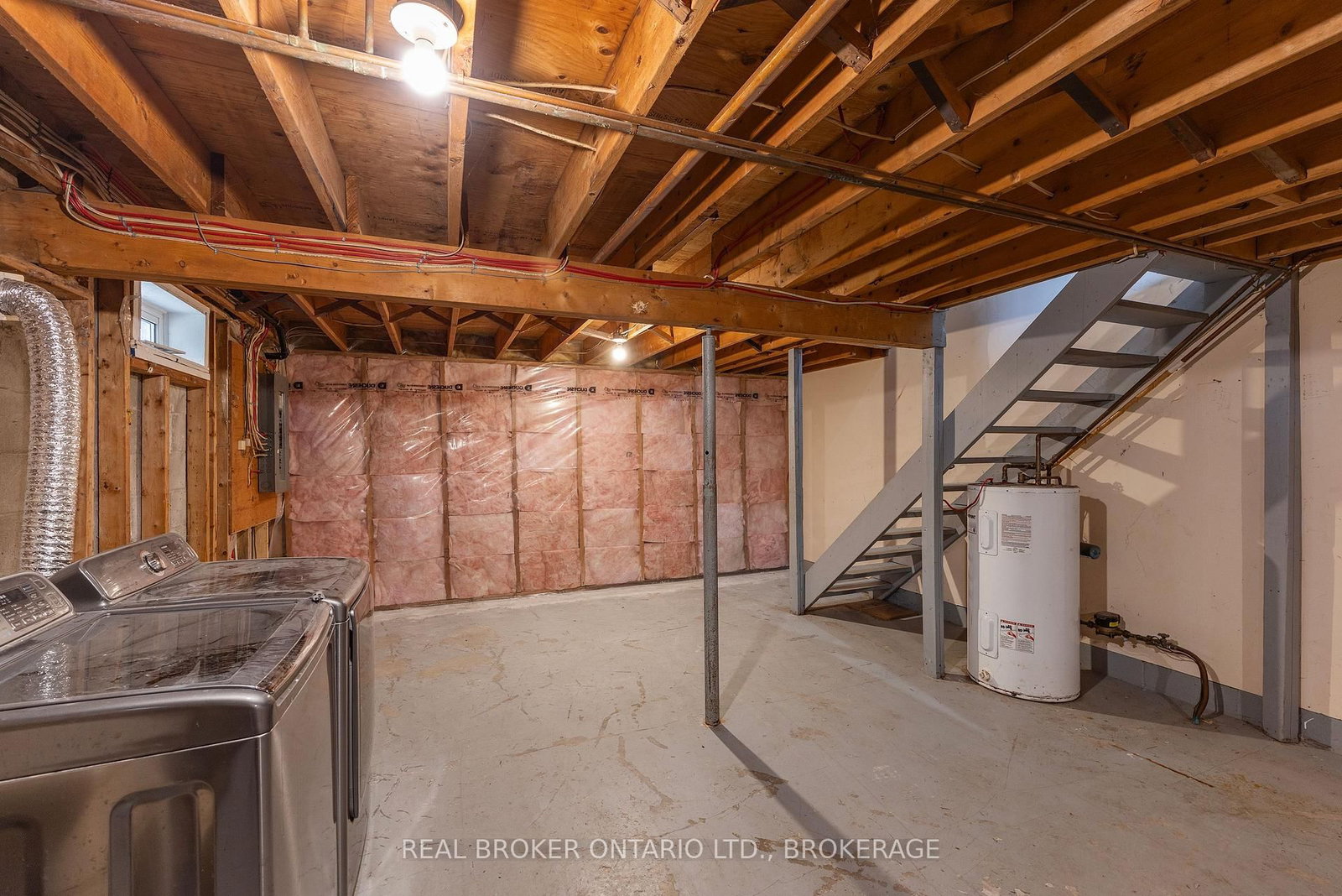 43-45 Railway Street • Lansdowne Village, ON photo 32
