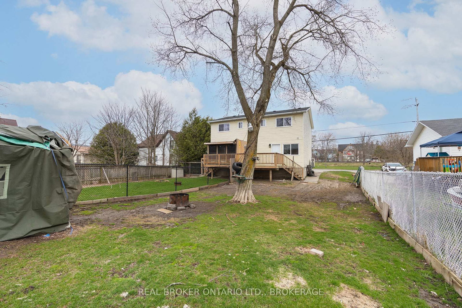 43-45 Railway Street • Lansdowne Village, ON photo 33