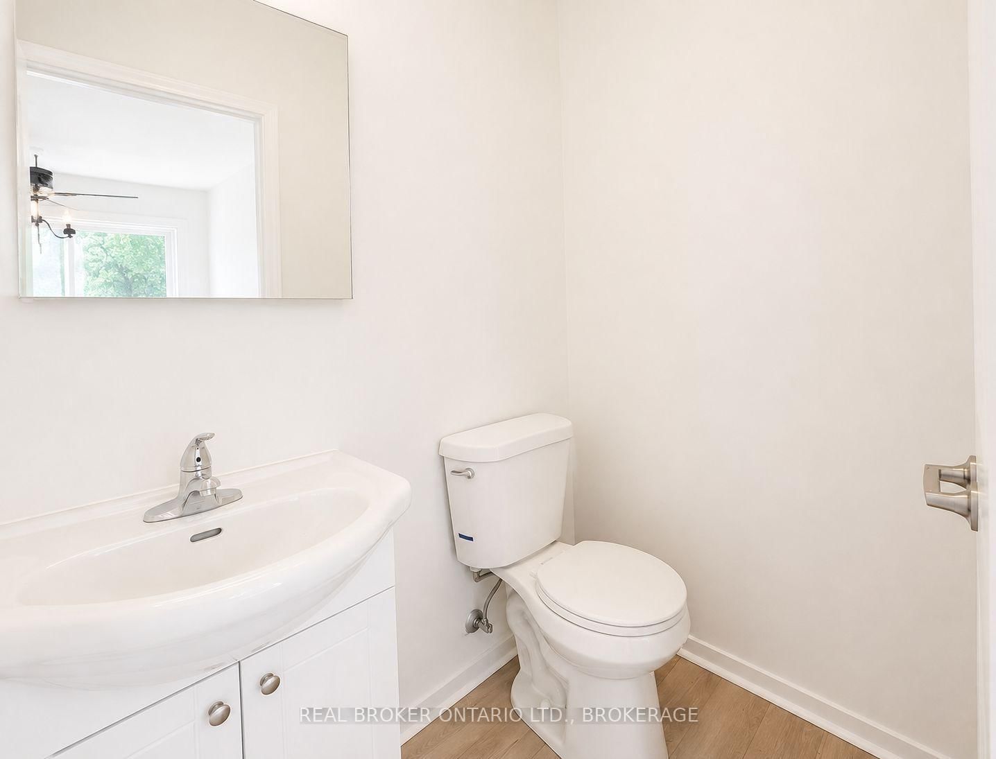 43-45 Railway Street • Lansdowne Village, ON photo 9