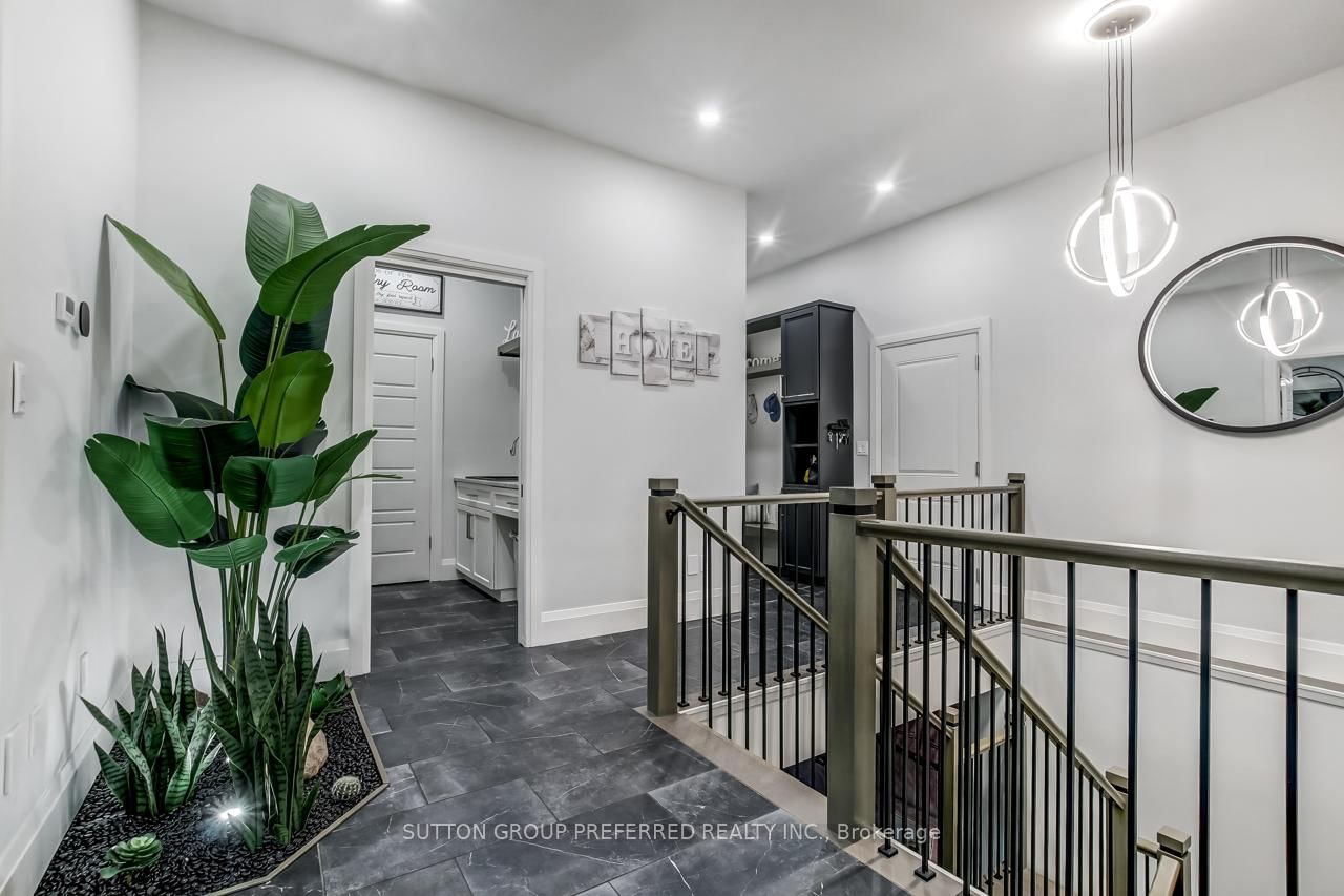 25770 Poplar Hill Road • Middlesex Centre, ON photo 11