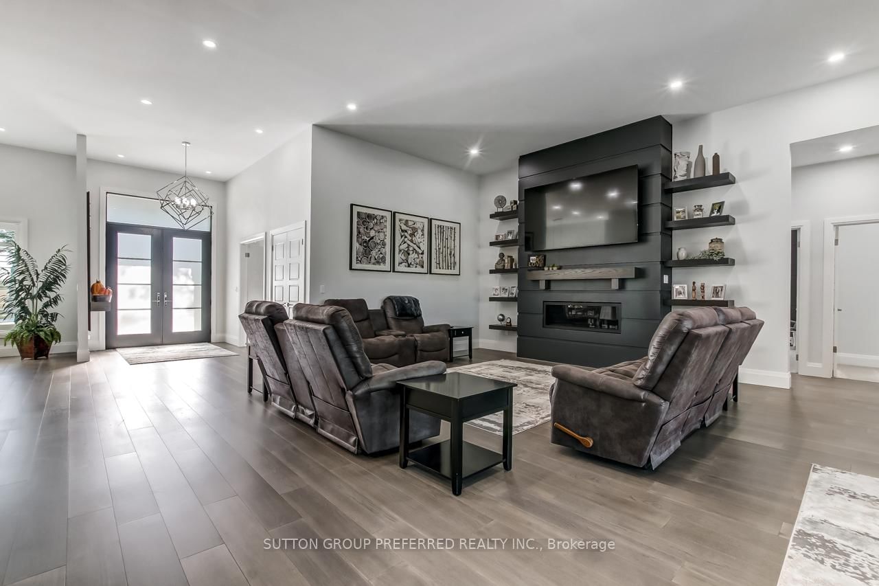 25770 Poplar Hill Road • Middlesex Centre, ON photo 24