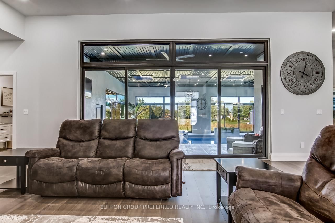 25770 Poplar Hill Road • Middlesex Centre, ON photo 25