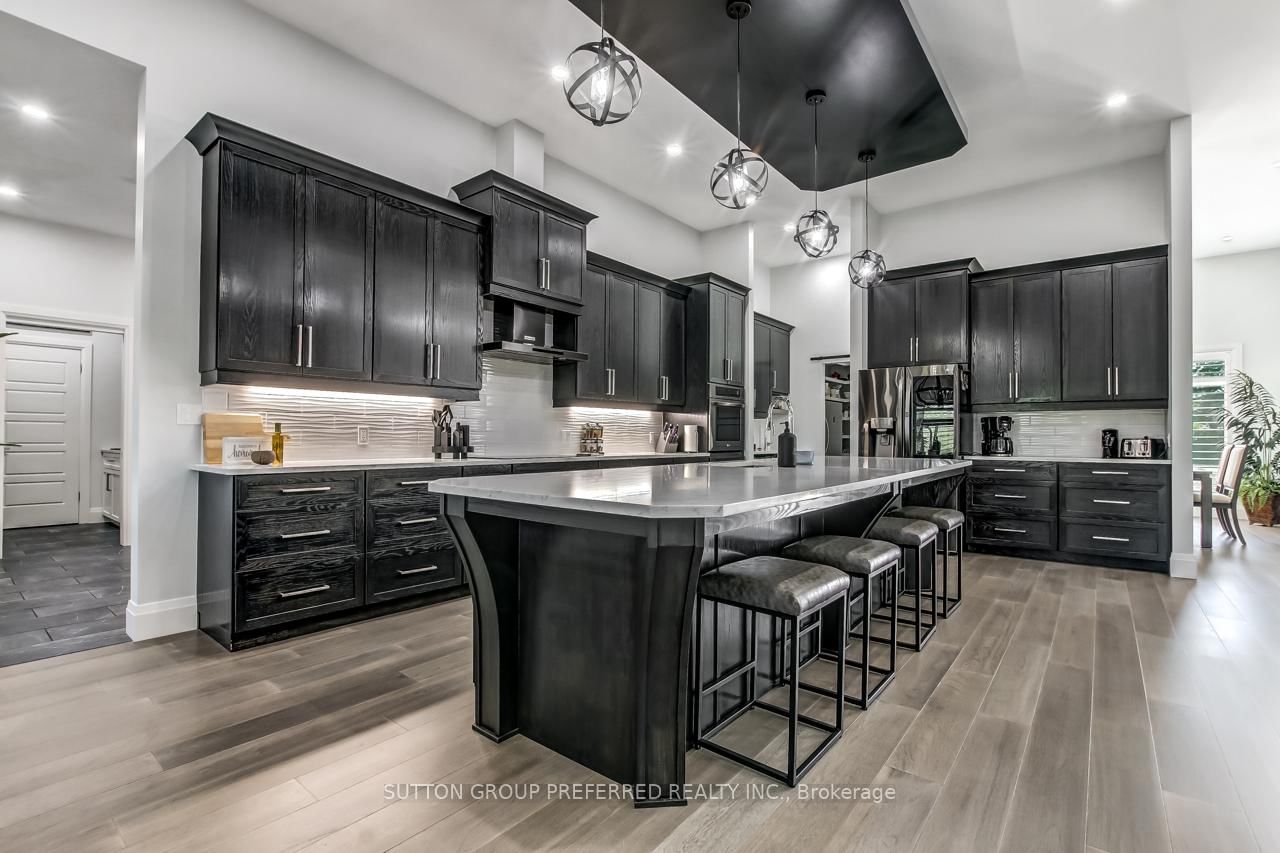 25770 Poplar Hill Road • Middlesex Centre, ON photo 36