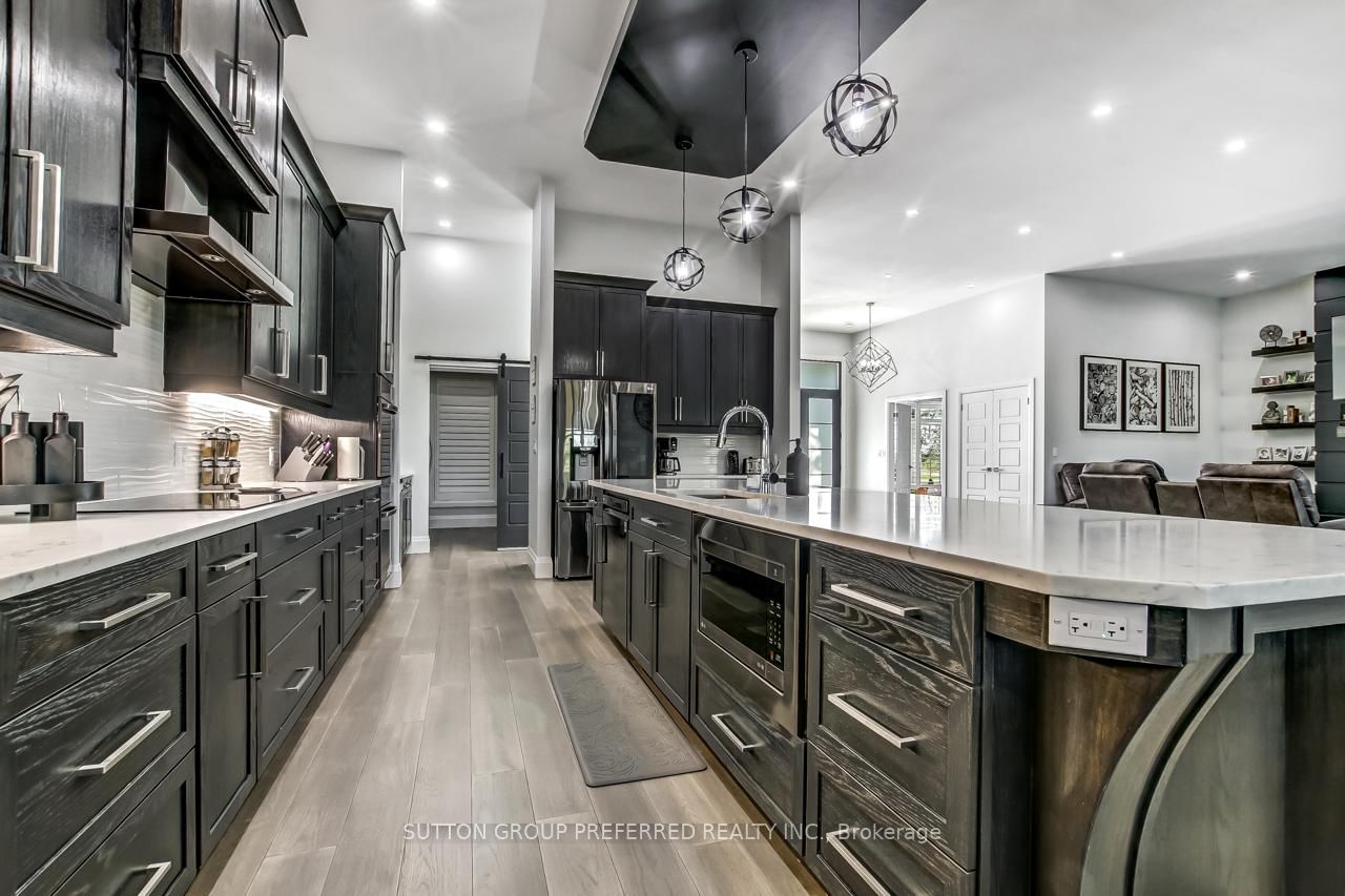 25770 Poplar Hill Road • Middlesex Centre, ON photo 37