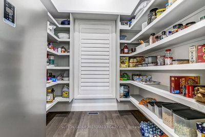 25770 Poplar Hill Road • Middlesex Centre, ON photo 9